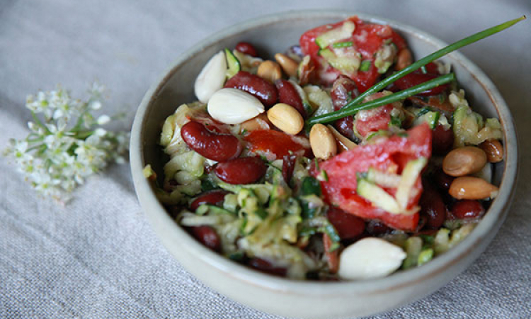 Salade de courgette et haricots rouges