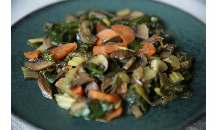 Curry de bette, carotte et champignon
